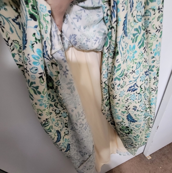 Torrid Size 2 Midi Challis Off-Shoulder Dress - Picture 10 of 13